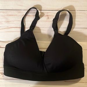 Black padded nursing bras size Small